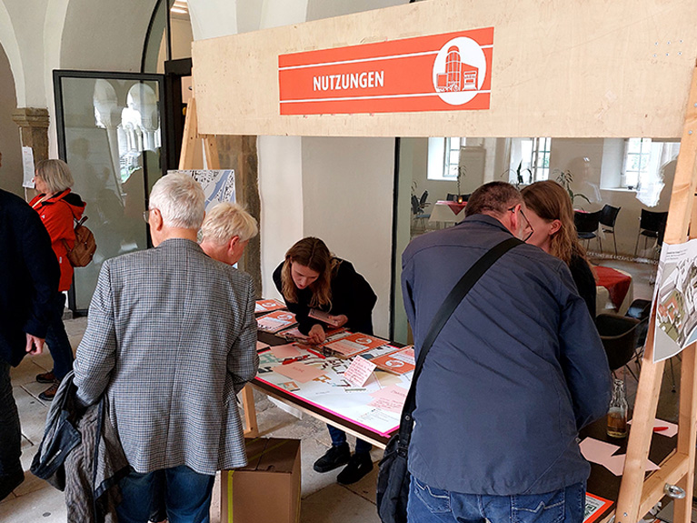 Marktstände bei der Ideenwerkstatt
